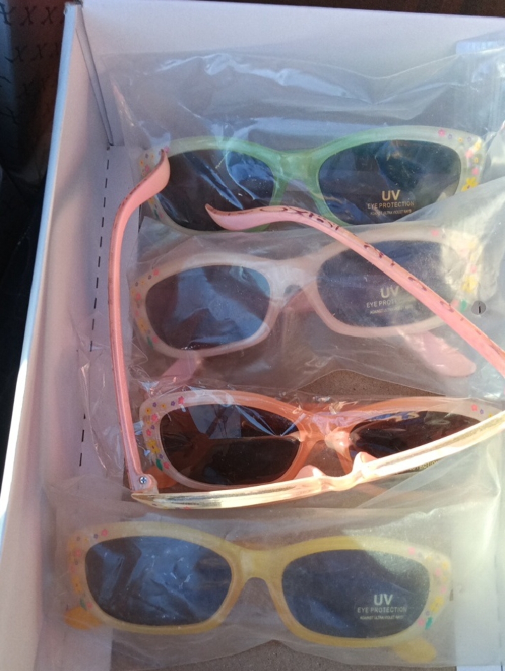 (1 Pair)Kids  Sunglasses with UV Protection